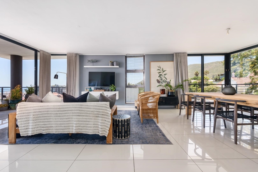 2 Bedroom Property for Sale in Bantry Bay Western Cape